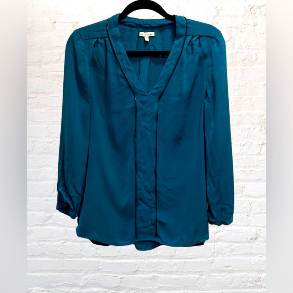 Calvin Klein Womenswear Long Sleeve Silky Blouse, Size Small